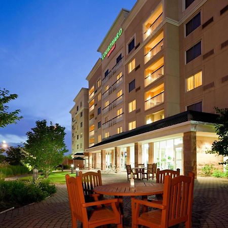 Courtyard By Marriott Toronto Маркъм Екстериор снимка