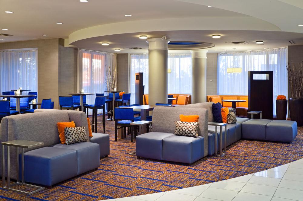 Courtyard By Marriott Toronto Маркъм Екстериор снимка