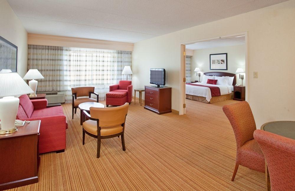 Courtyard By Marriott Toronto Маркъм Екстериор снимка