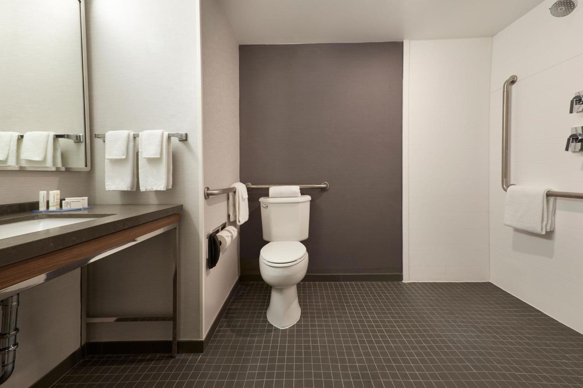 Courtyard By Marriott Toronto Маркъм Екстериор снимка