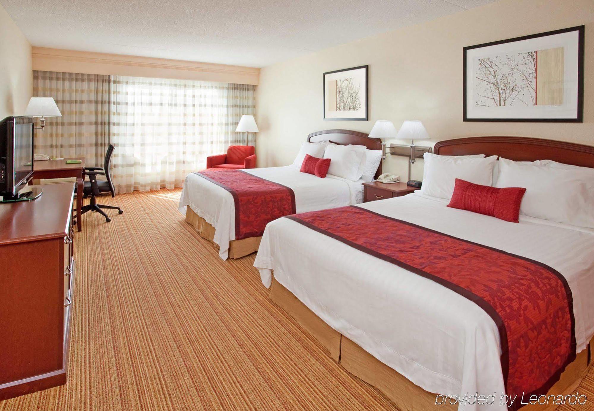 Courtyard By Marriott Toronto Маркъм Екстериор снимка
