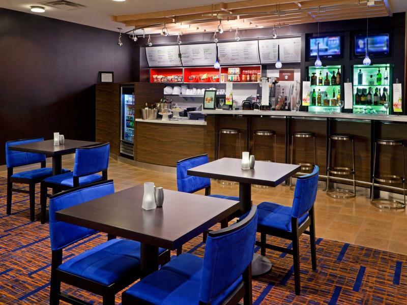 Courtyard By Marriott Toronto Маркъм Екстериор снимка